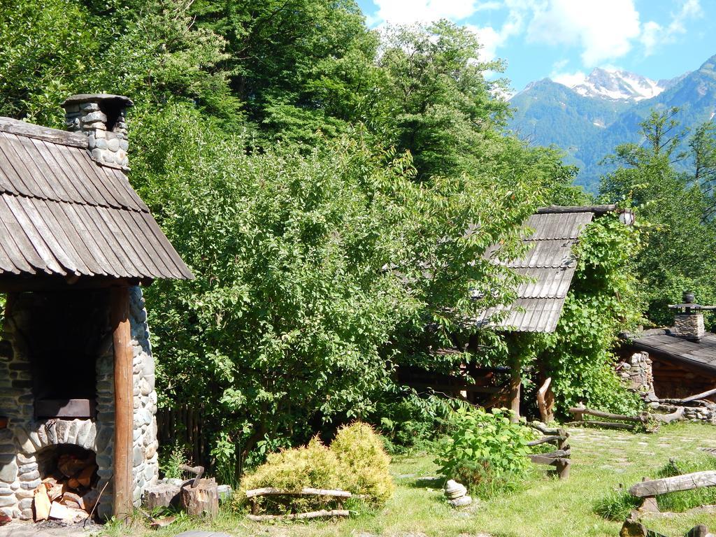 Veliya Guest House Krásnaya Poliana Exterior foto